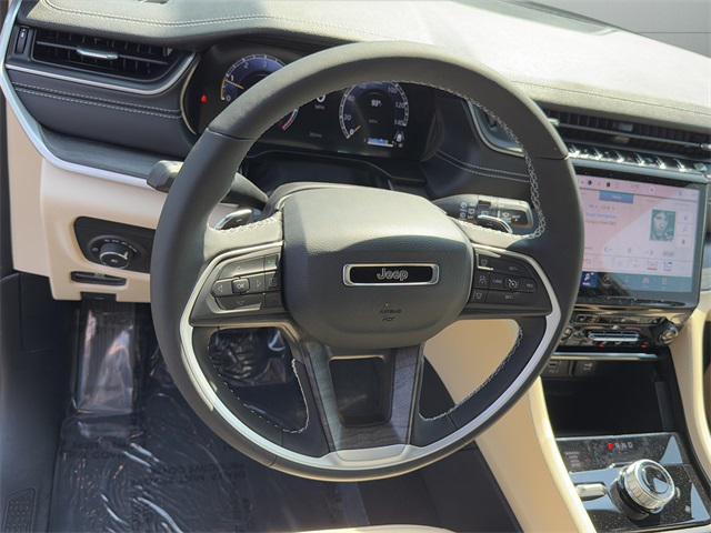 new 2025 Jeep Grand Cherokee car, priced at $45,353