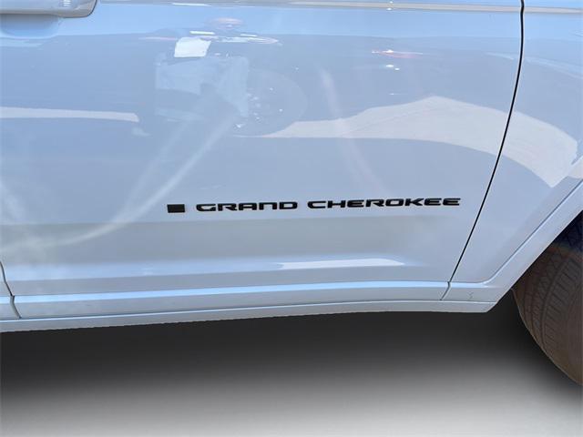 new 2025 Jeep Grand Cherokee car, priced at $61,693