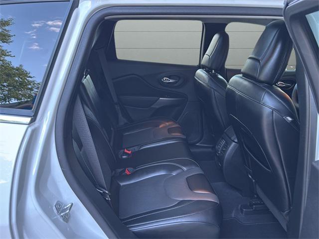 used 2022 Jeep Cherokee car, priced at $25,393