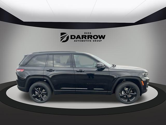 new 2025 Jeep Grand Cherokee car, priced at $44,290