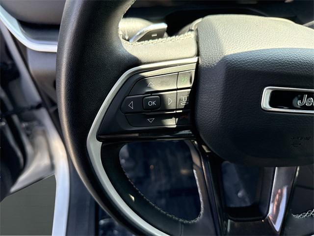 used 2022 Jeep Grand Cherokee car, priced at $27,495