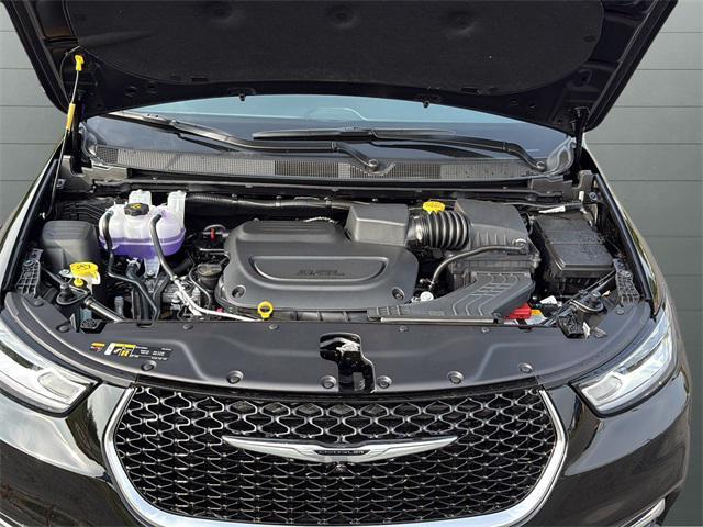 new 2026 Chrysler Pacifica car, priced at $43,197