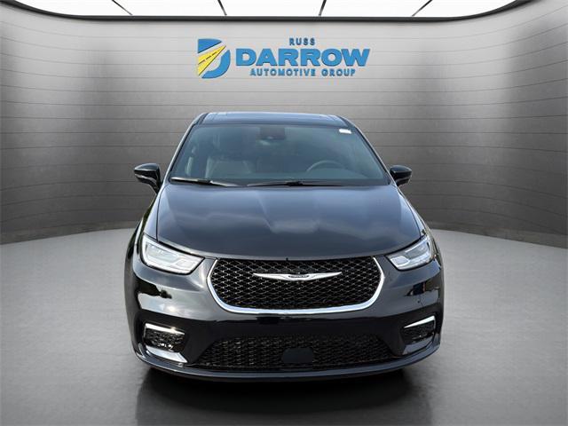 new 2026 Chrysler Pacifica car, priced at $43,197