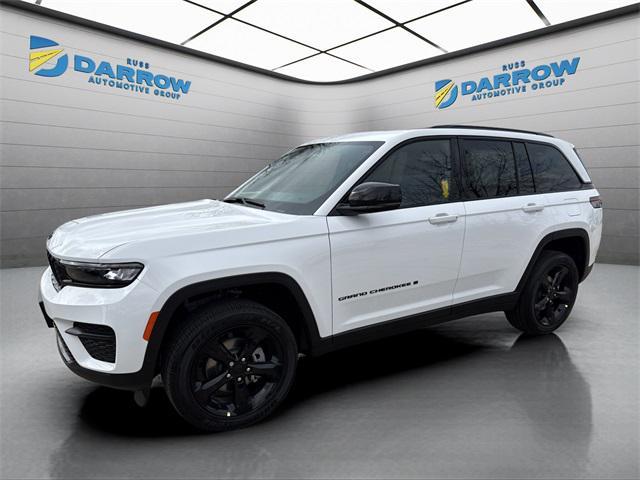 new 2025 Jeep Grand Cherokee car, priced at $41,755