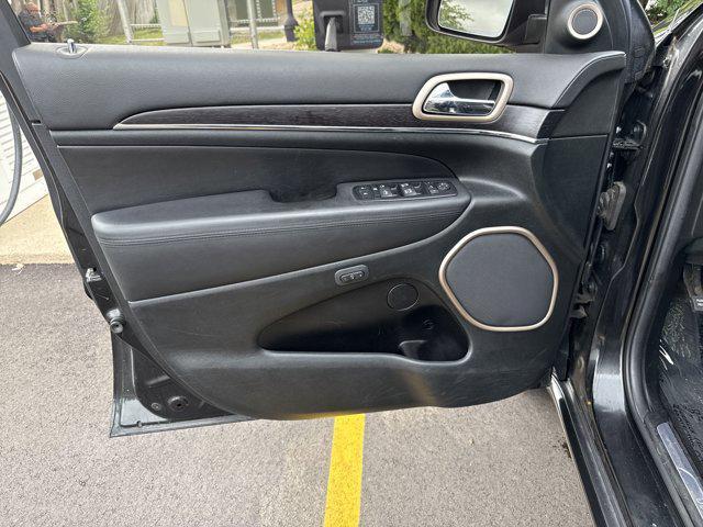 used 2014 Jeep Grand Cherokee car, priced at $15,125