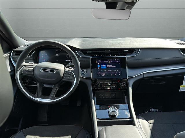 new 2025 Jeep Grand Cherokee car, priced at $41,832