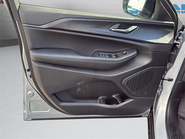 new 2025 Jeep Grand Cherokee car, priced at $41,832