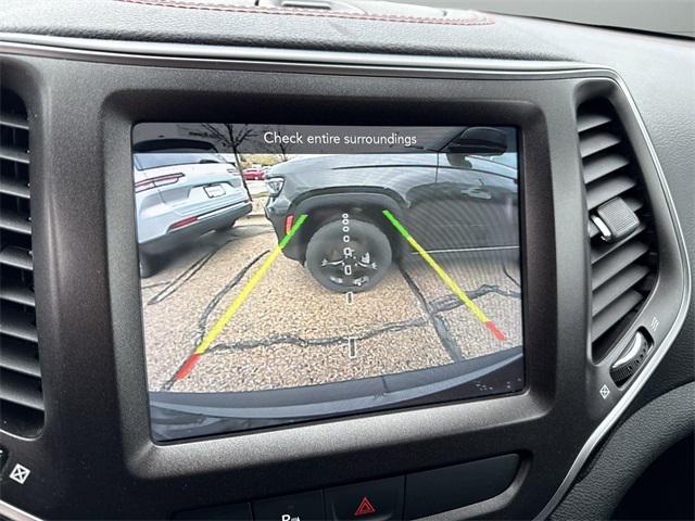 used 2019 Jeep Cherokee car, priced at $18,300