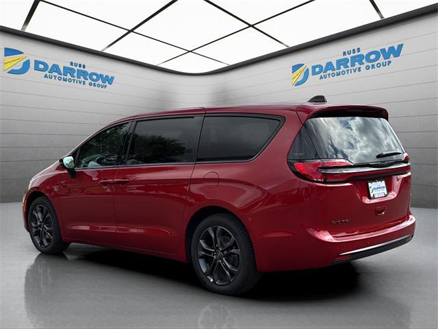 new 2026 Chrysler Pacifica car, priced at $46,880
