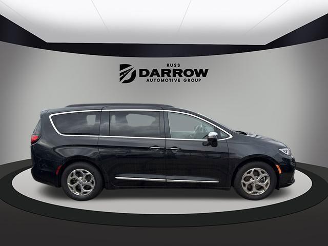 used 2022 Chrysler Pacifica car, priced at $25,987