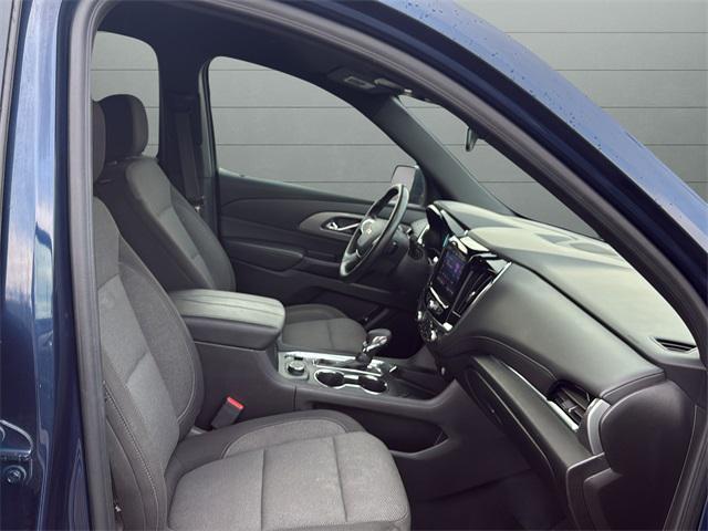 used 2023 Chevrolet Traverse car, priced at $29,530