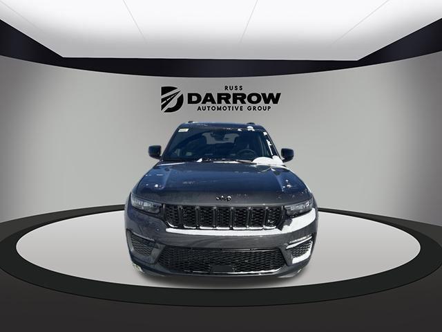 new 2025 Jeep Grand Cherokee car, priced at $52,805