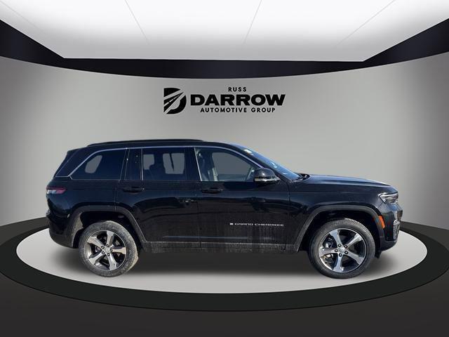 new 2025 Jeep Grand Cherokee car, priced at $53,855