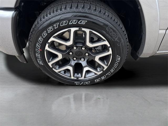 new 2025 Ram 1500 car, priced at $61,650