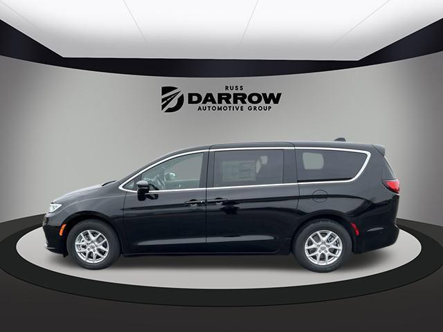 new 2025 Chrysler Pacifica car, priced at $44,320