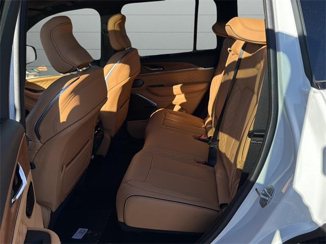 new 2025 Jeep Grand Cherokee car, priced at $67,580