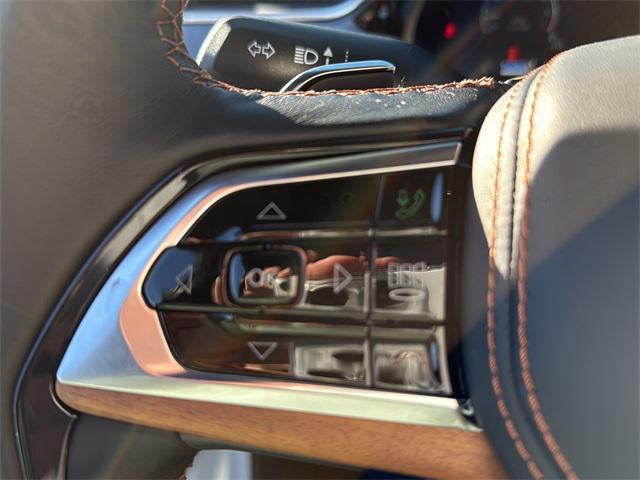 new 2025 Jeep Grand Cherokee car, priced at $67,580