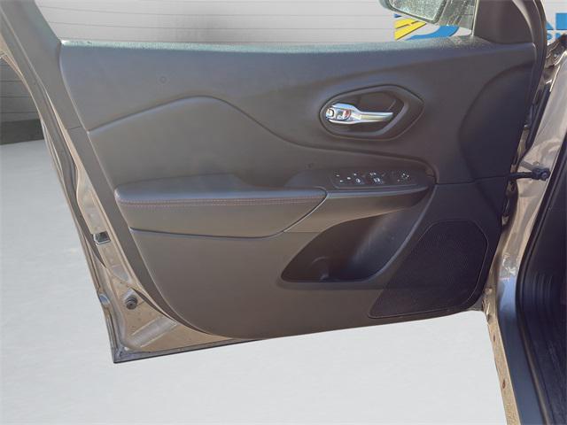 used 2021 Jeep Cherokee car, priced at $24,659