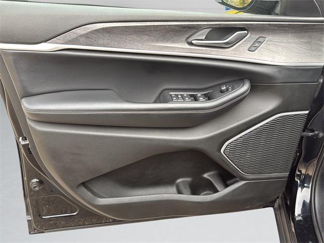 used 2022 Jeep Grand Cherokee L car, priced at $26,997