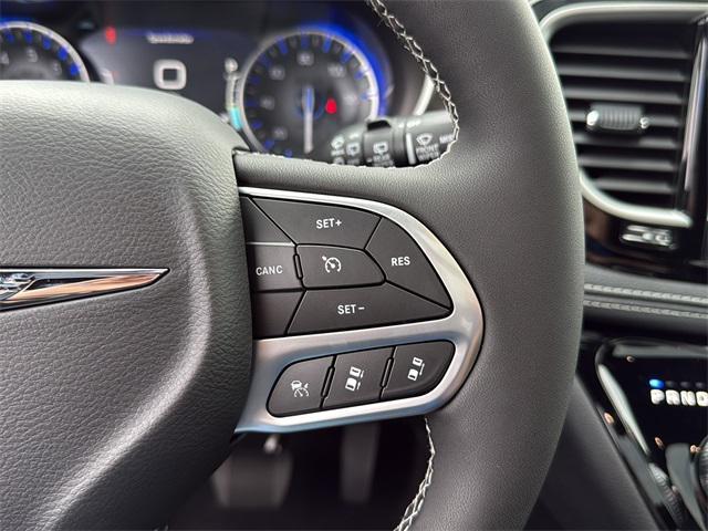 new 2026 Chrysler Pacifica car, priced at $41,893