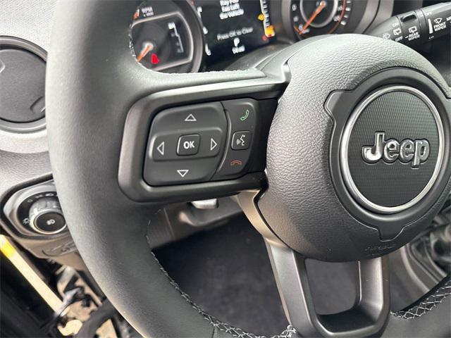 new 2025 Jeep Wrangler car, priced at $52,536