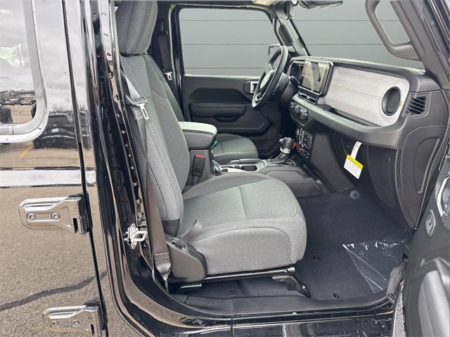 new 2025 Jeep Wrangler car, priced at $52,536