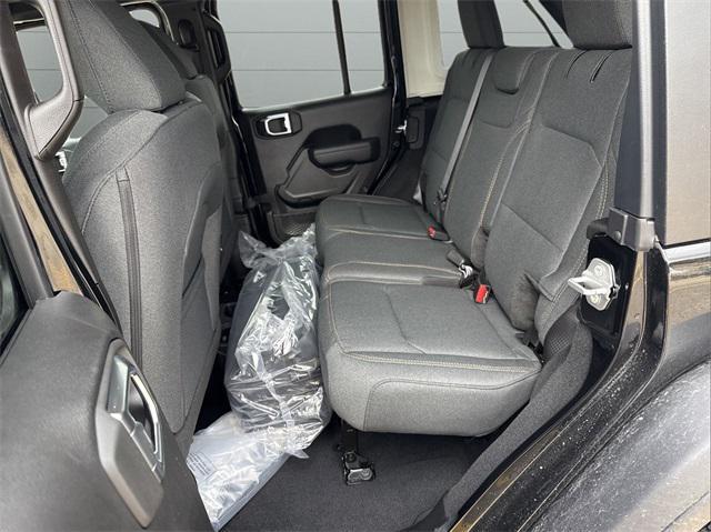 new 2025 Jeep Wrangler car, priced at $52,536