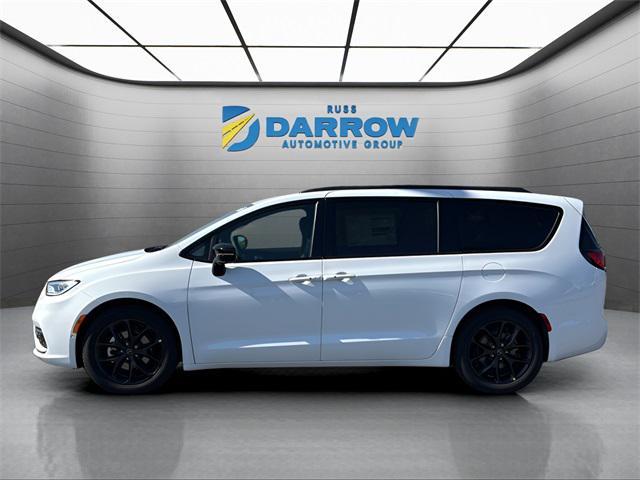 new 2026 Chrysler Pacifica car, priced at $47,709