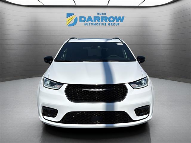 new 2026 Chrysler Pacifica car, priced at $47,709