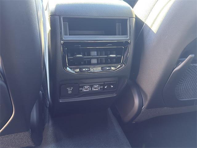 new 2025 Jeep Grand Cherokee car, priced at $51,861