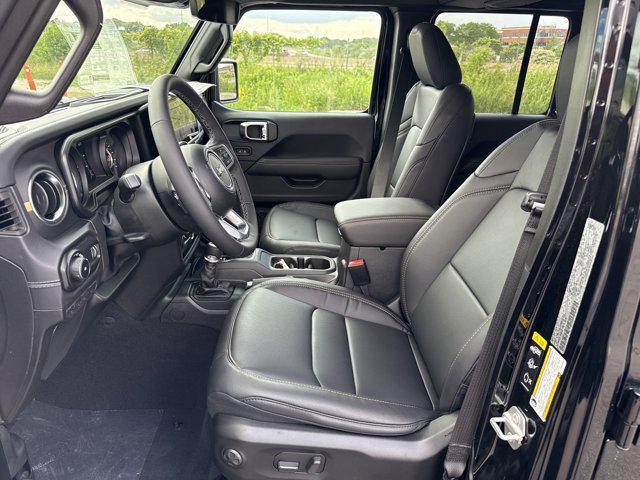 new 2025 Jeep Wrangler car, priced at $53,727