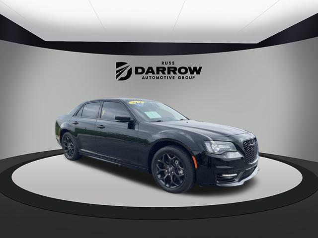 used 2021 Chrysler 300 car