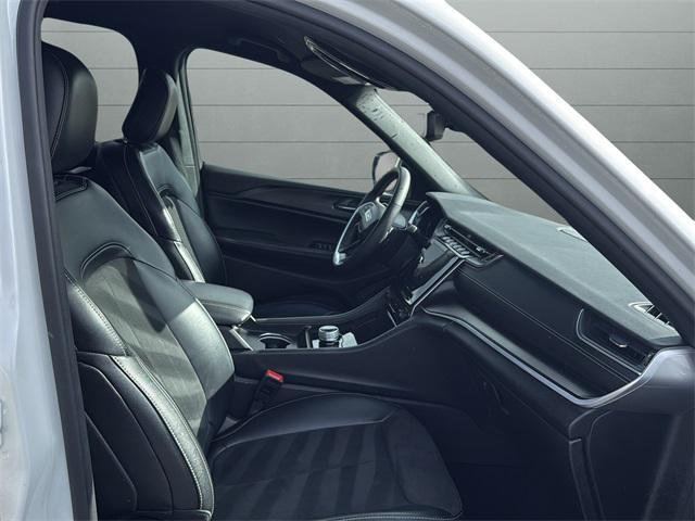 used 2024 Jeep Grand Cherokee car, priced at $27,517