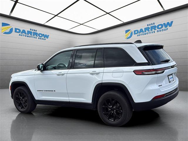 used 2024 Jeep Grand Cherokee car, priced at $27,517