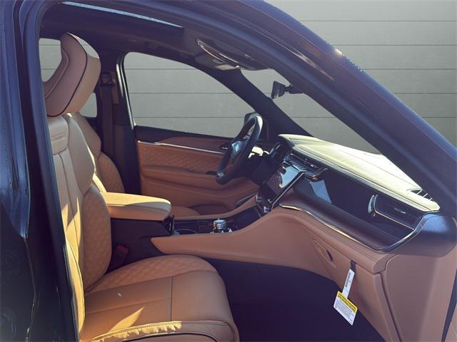 new 2025 Jeep Grand Cherokee car, priced at $65,747