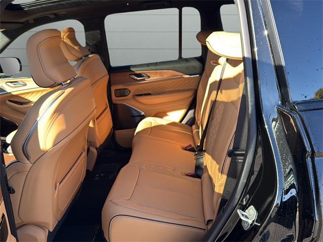 new 2025 Jeep Grand Cherokee car, priced at $65,747