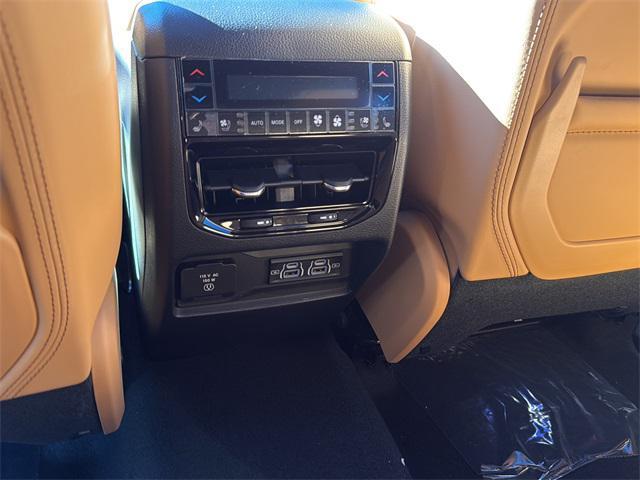 new 2025 Jeep Grand Cherokee car, priced at $65,747