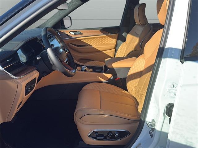 new 2025 Jeep Grand Cherokee car, priced at $67,580