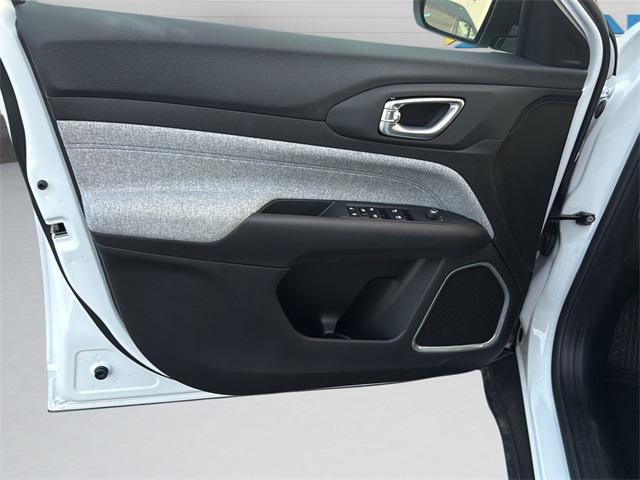 new 2025 Jeep Compass car, priced at $26,701