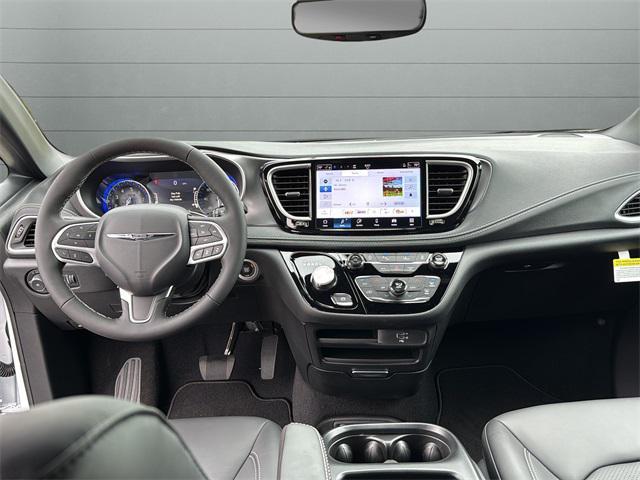 new 2026 Chrysler Pacifica car, priced at $45,678