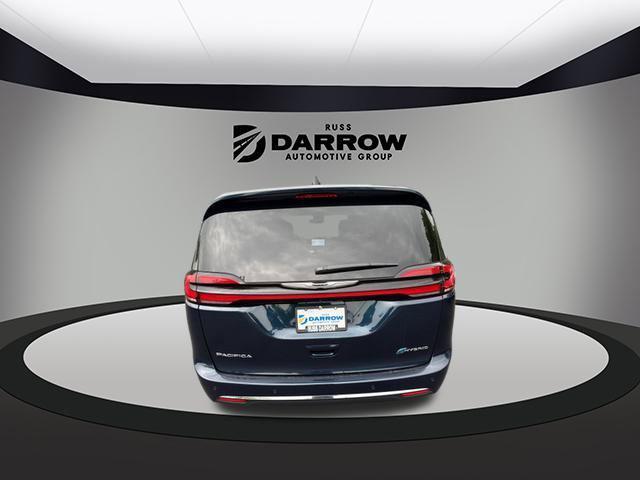 new 2025 Chrysler Pacifica Hybrid car, priced at $49,376