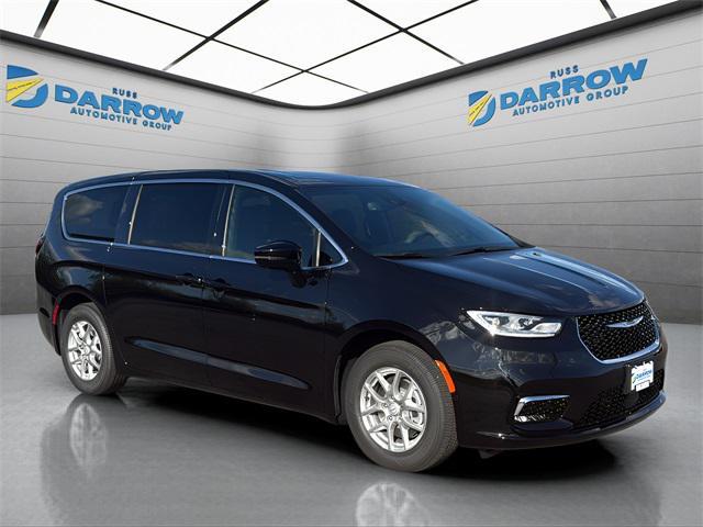 new 2026 Chrysler Pacifica car, priced at $41,447