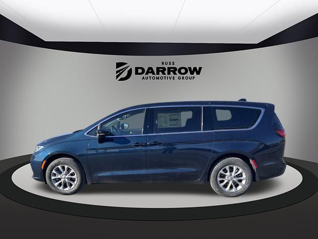 new 2025 Chrysler Pacifica car, priced at $45,980