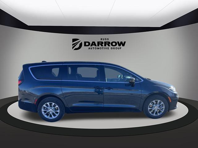 new 2025 Chrysler Pacifica car, priced at $45,980