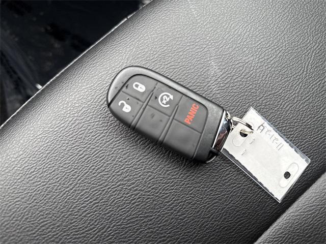 new 2025 Jeep Compass car, priced at $33,609