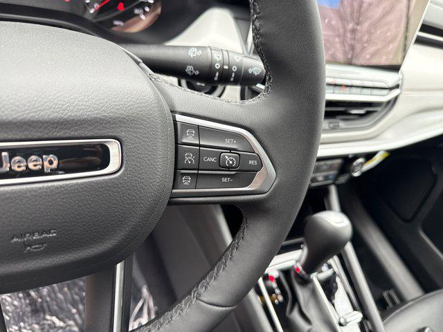 new 2025 Jeep Compass car, priced at $30,992
