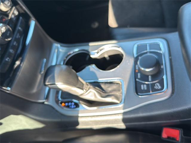 used 2020 Jeep Grand Cherokee car, priced at $16,849