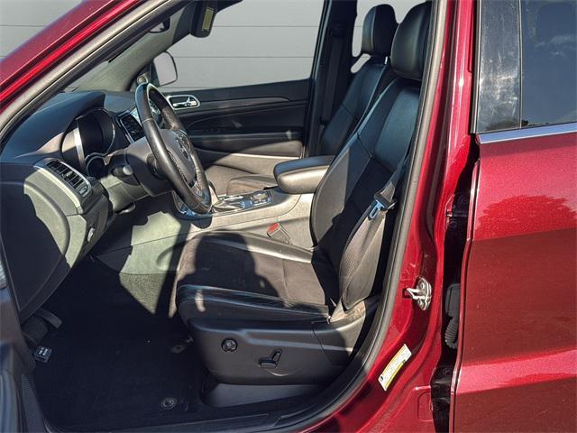used 2020 Jeep Grand Cherokee car, priced at $16,849
