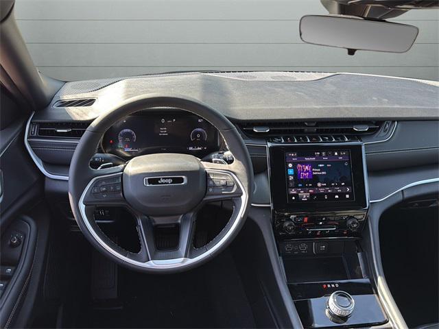 new 2025 Jeep Grand Cherokee car, priced at $42,853
