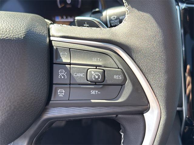 new 2025 Jeep Grand Cherokee car, priced at $42,853